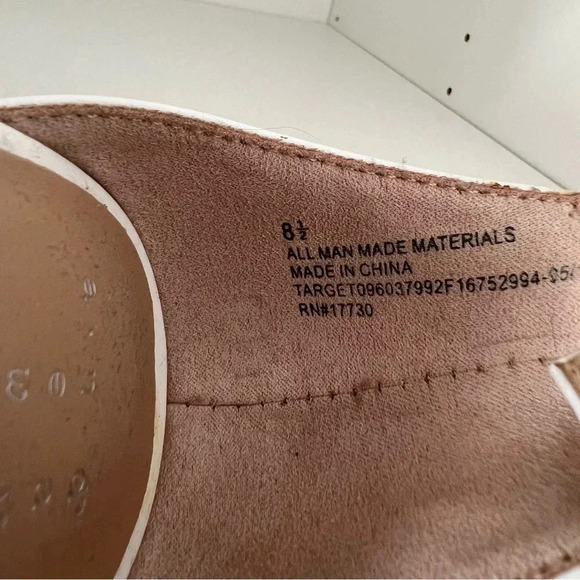 White Heels - Picture 5 of 5